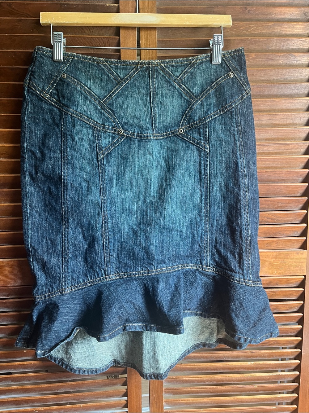 Jones Wear Dark Blue Denim High-Low Ruffle Skirt